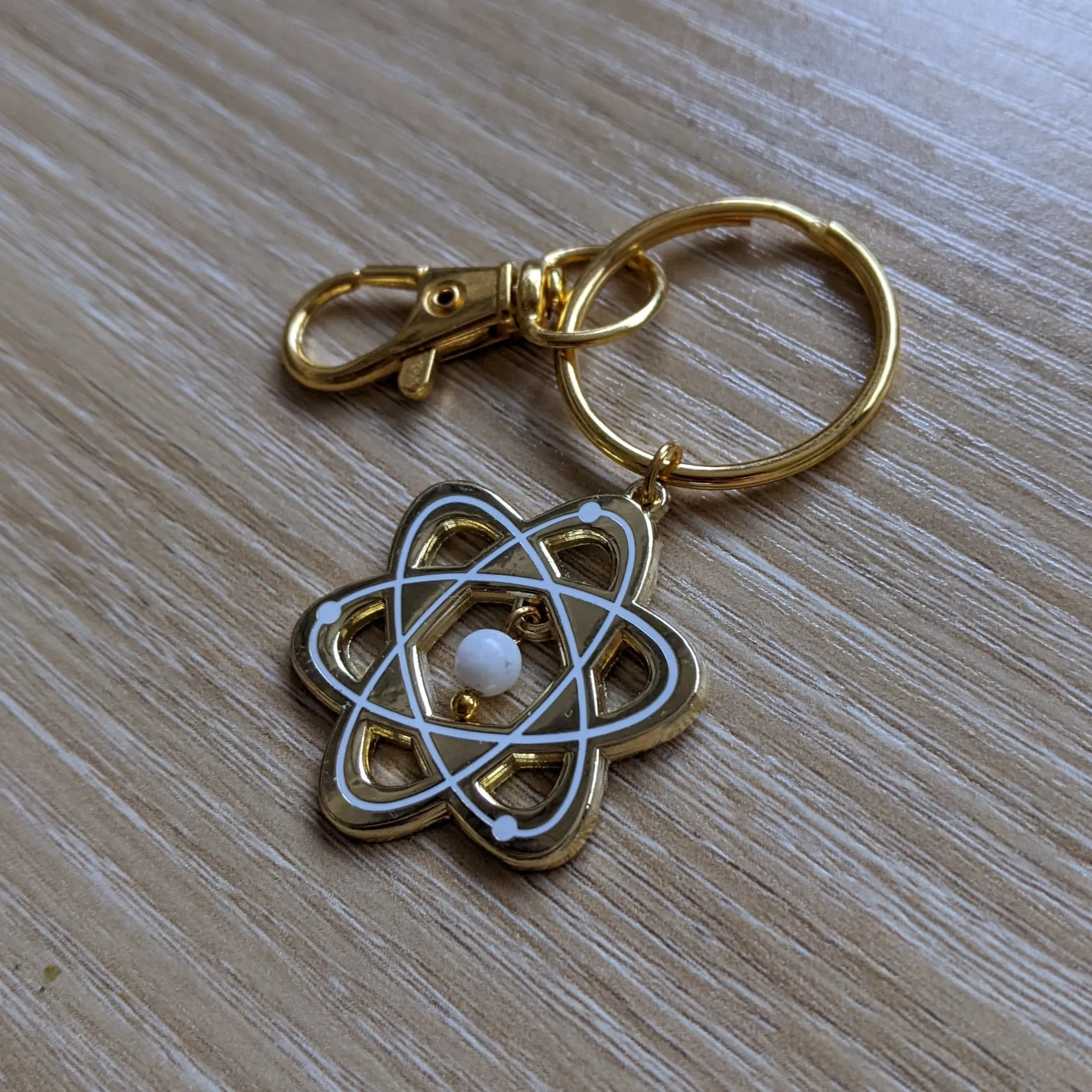 Atom | Keychain