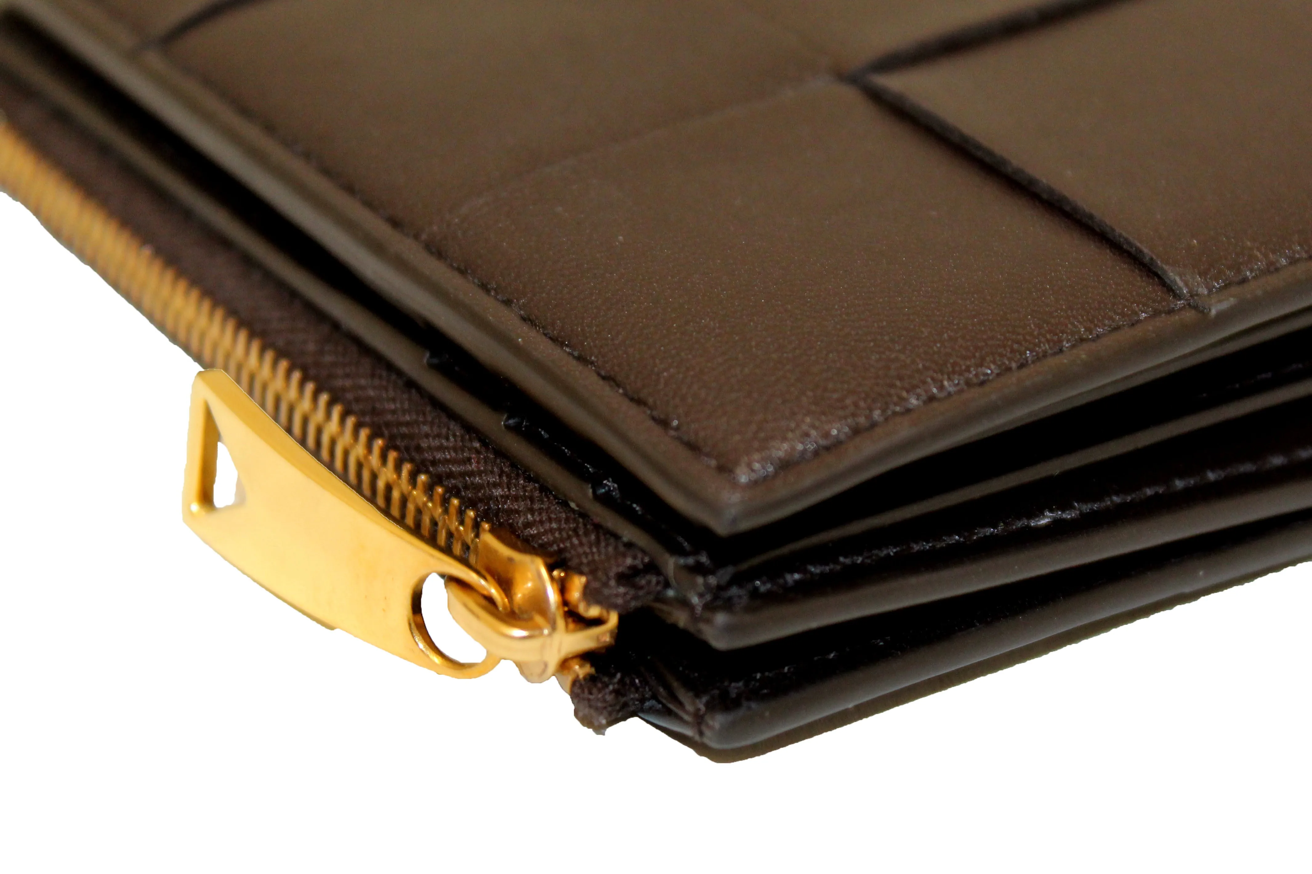 Authentic Bottega Veneta Brown Intreccio Leather Small Bi-Fold Zip Wallet