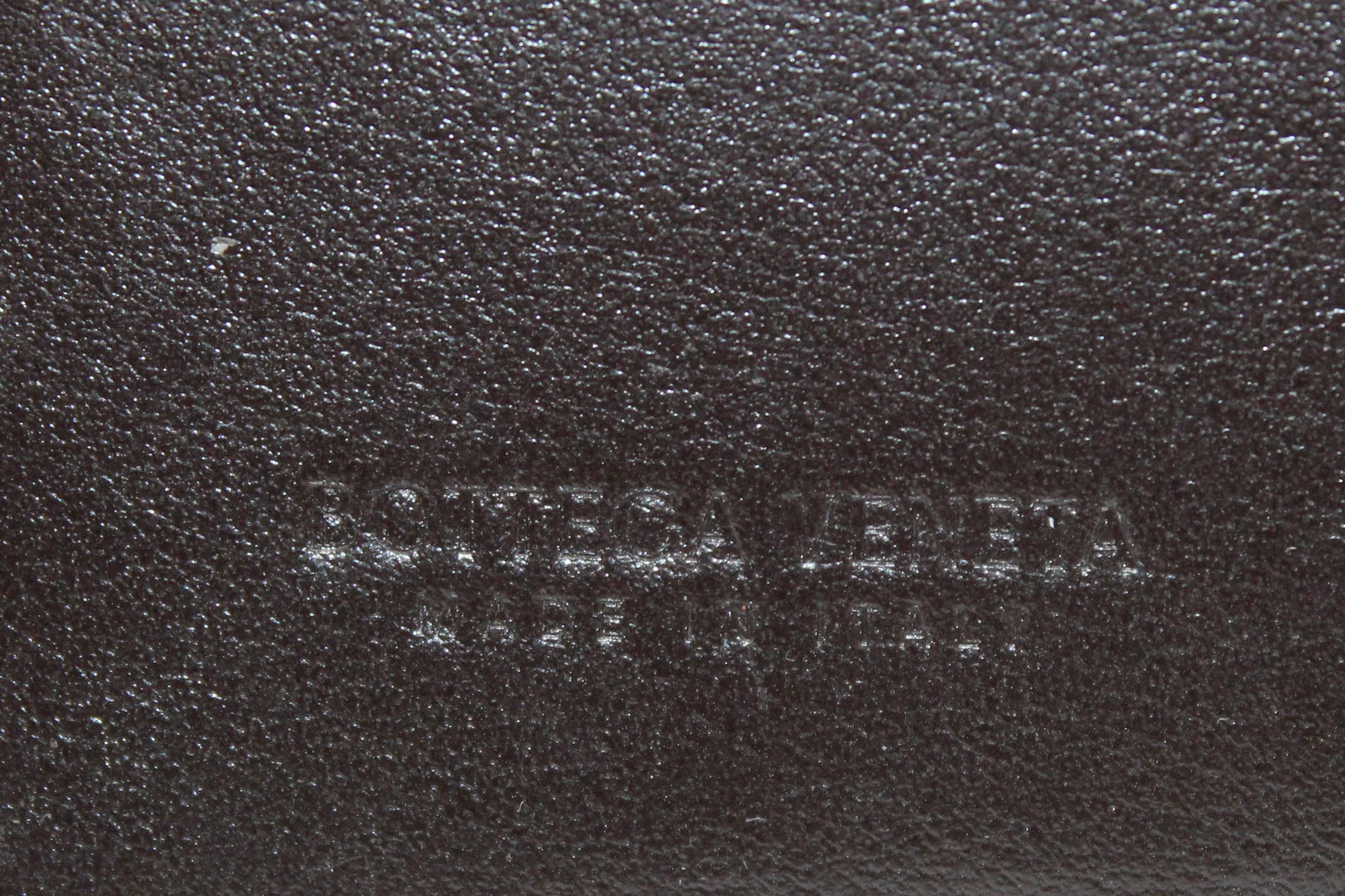 Authentic Bottega Veneta Brown Intreccio Leather Small Bi-Fold Zip Wallet