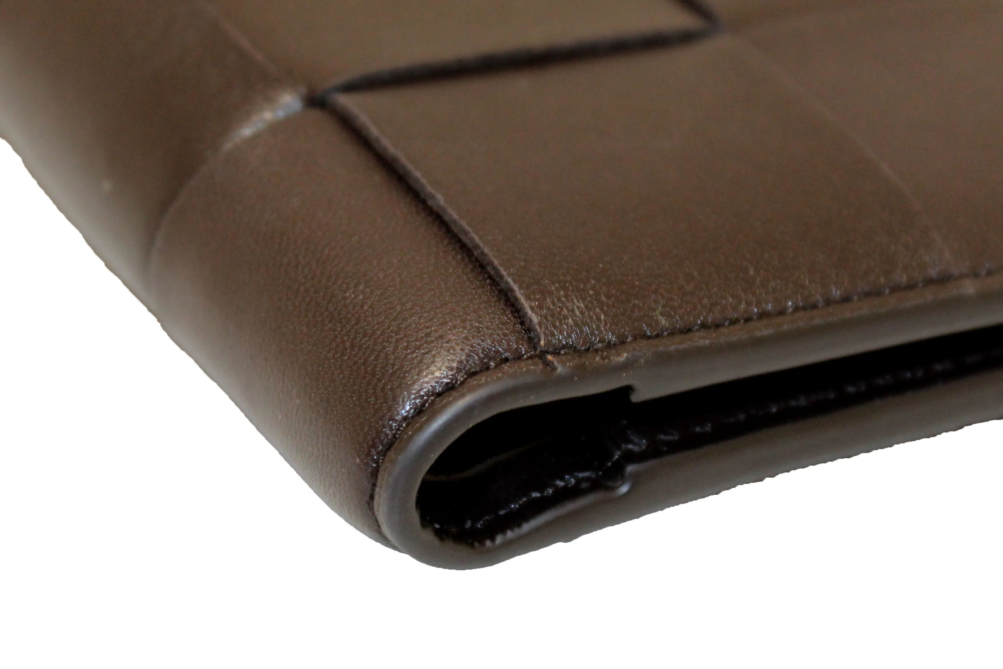 Authentic Bottega Veneta Brown Intreccio Leather Small Bi-Fold Zip Wallet