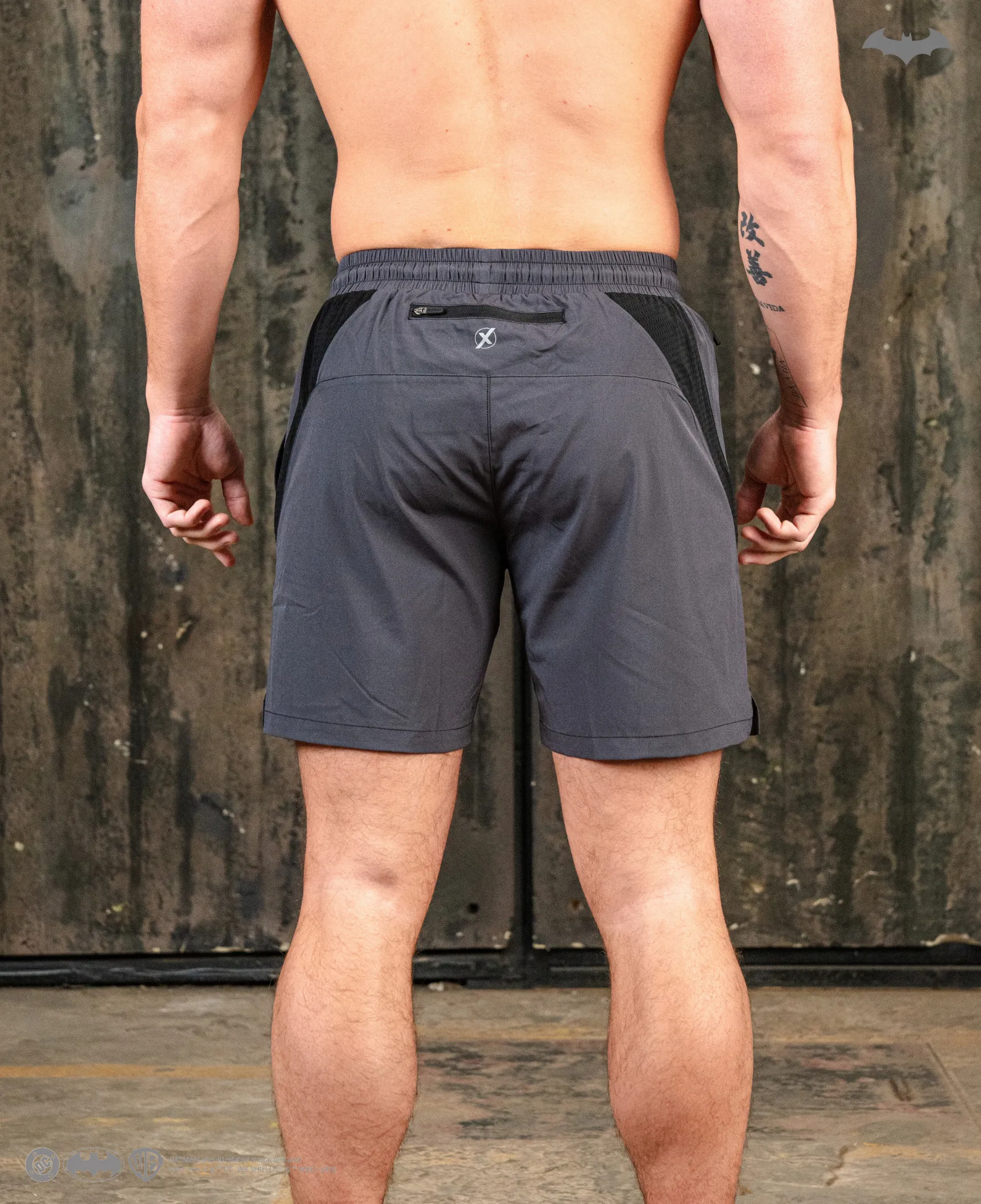 BATMAN Utility Performance Shorts 7" - Gotham Grey