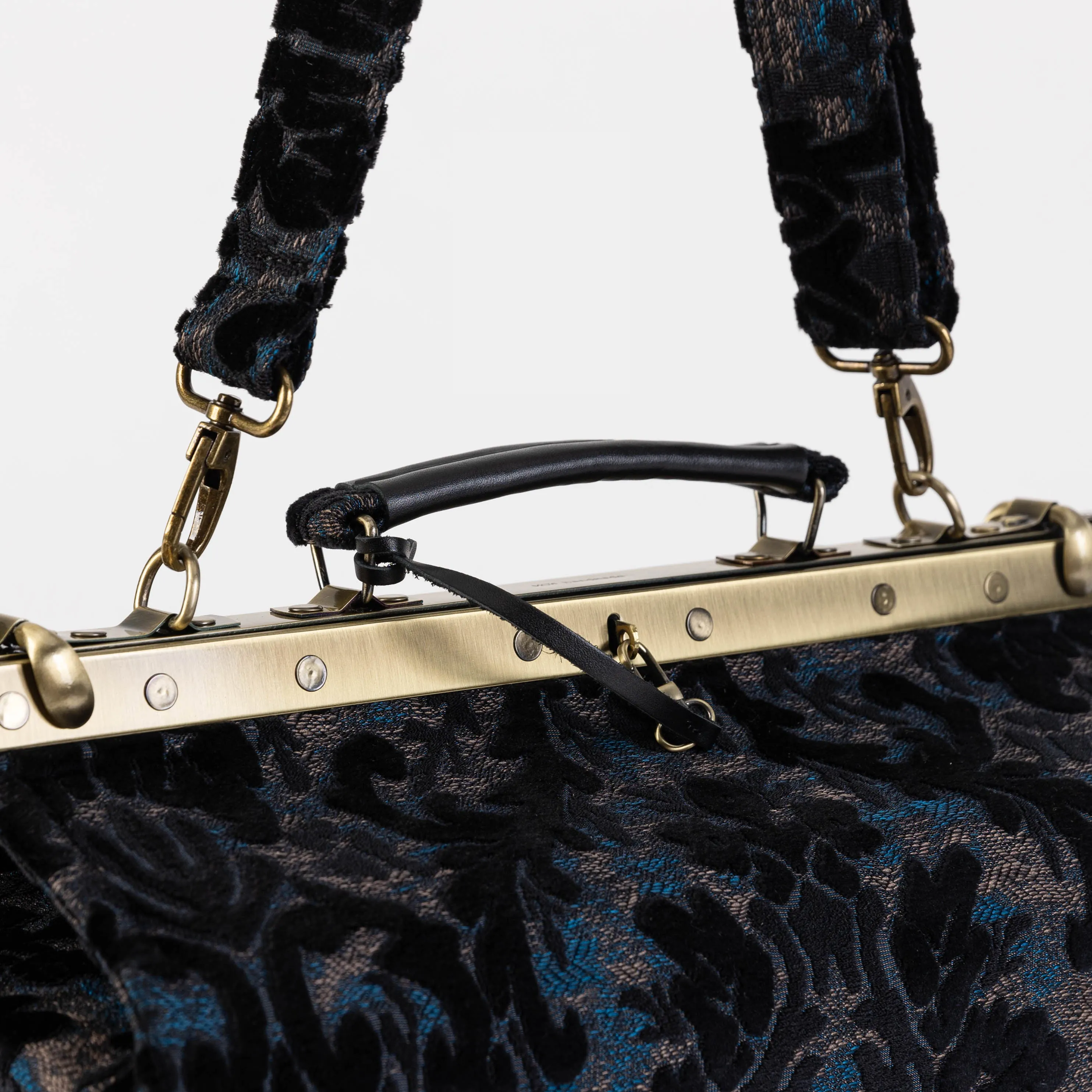 Burnout Velvet Black Genevieve Carpet Gladstone Bag
