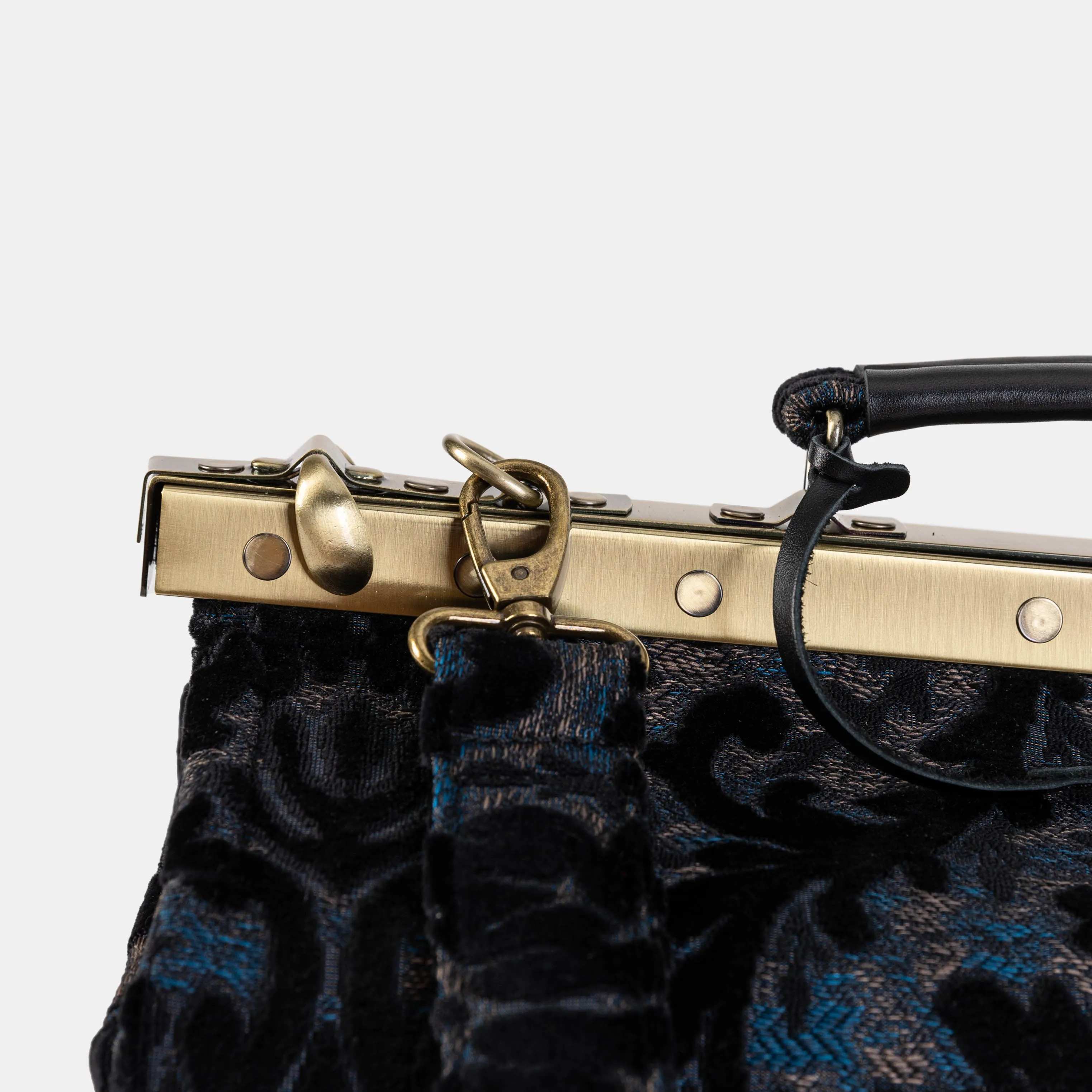 Burnout Velvet Black Genevieve Carpet Gladstone Bag