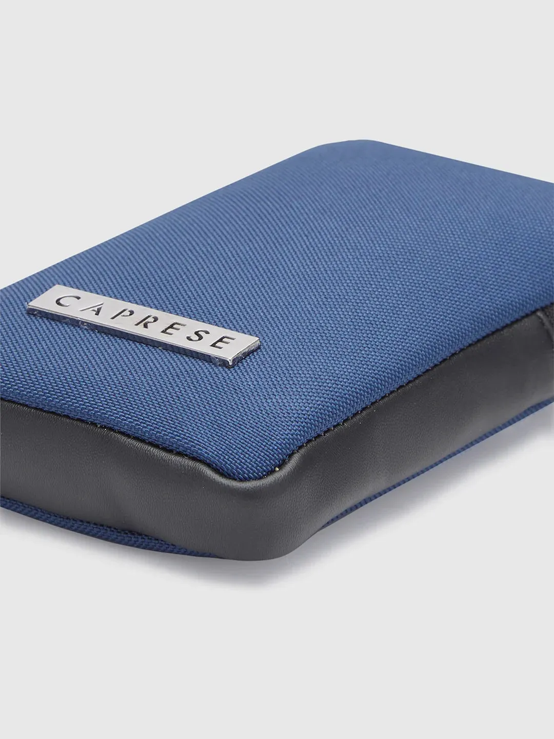 Caprese Rogue Mobile Sling Small Navy