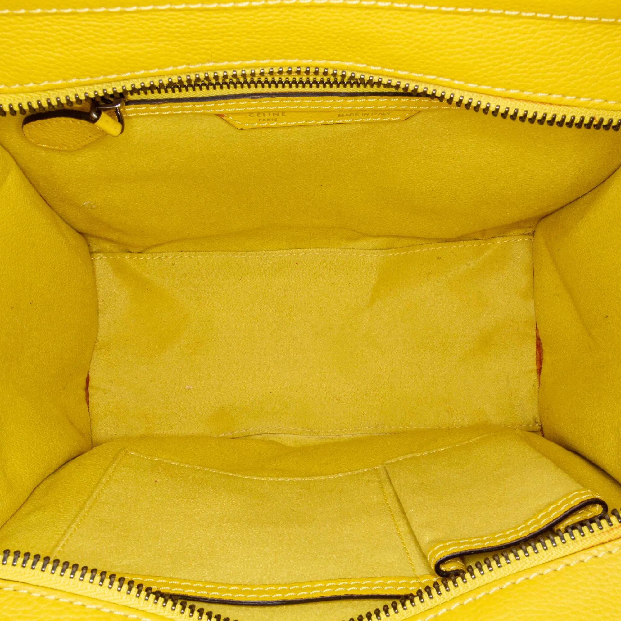 Celine Luggage Leather Handbag (SHG-25905)