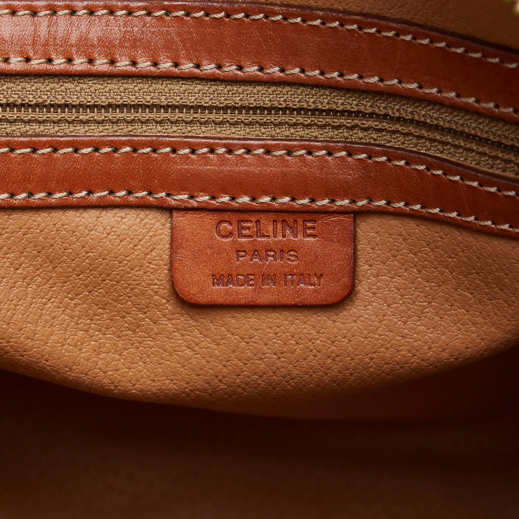 Celine Macadam Handbag (SHG-Wndw0L)