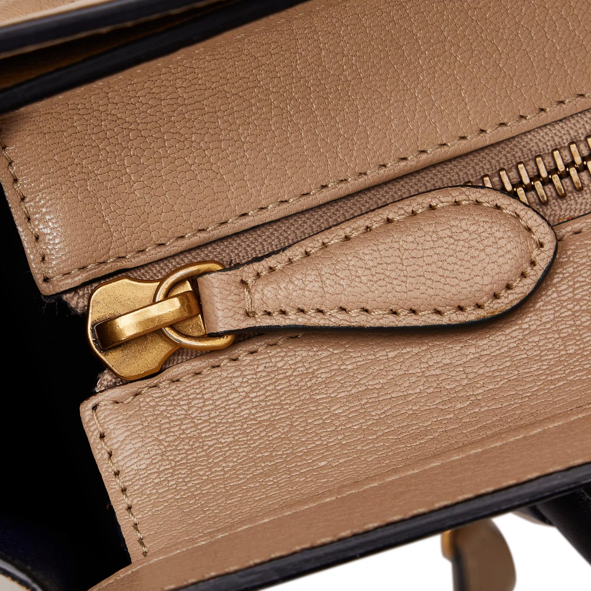Celine Micro Luggage Tote Bicolor (SHG-x7hidE)