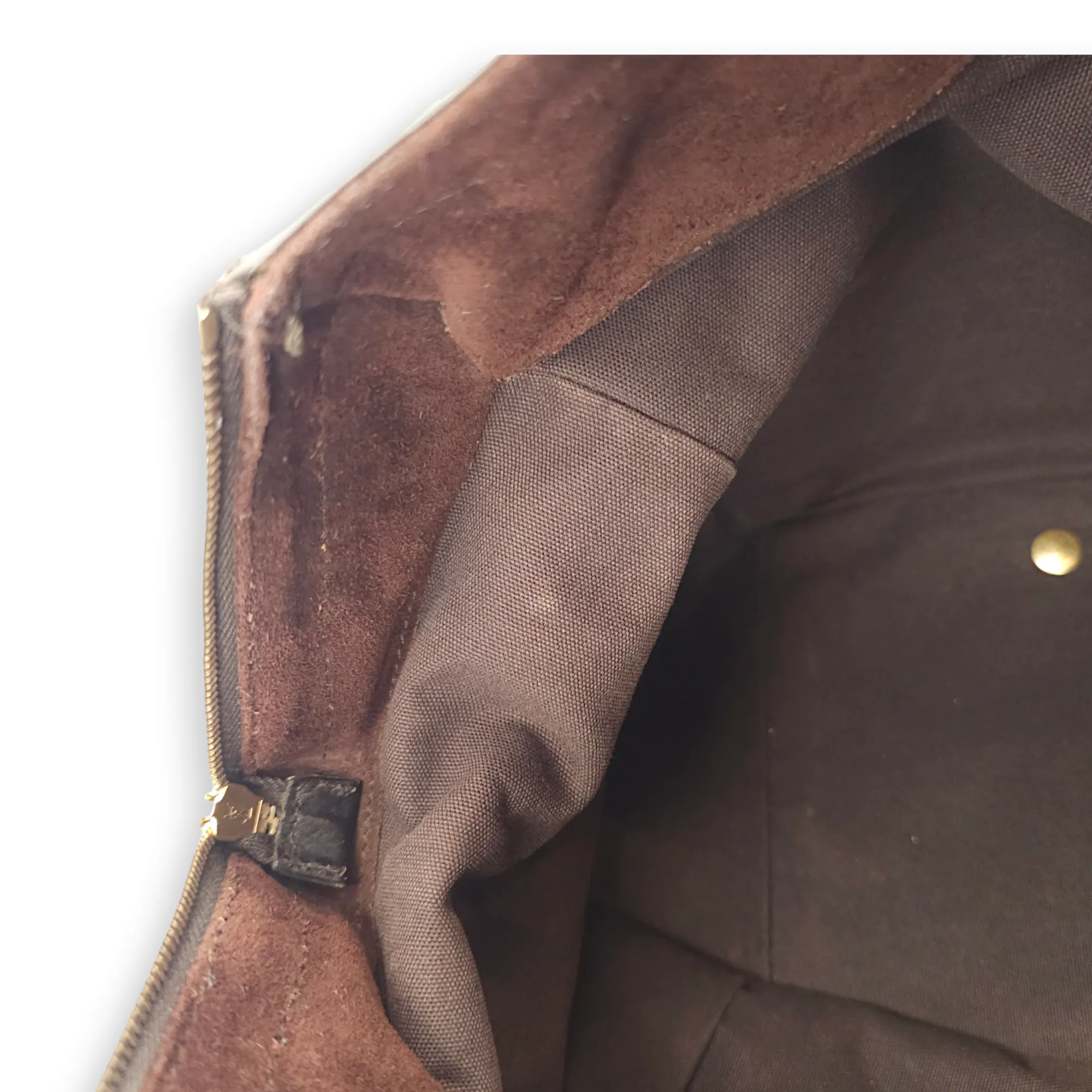 Downtown Brown Tote Bag in Calfskin, Gold hardware