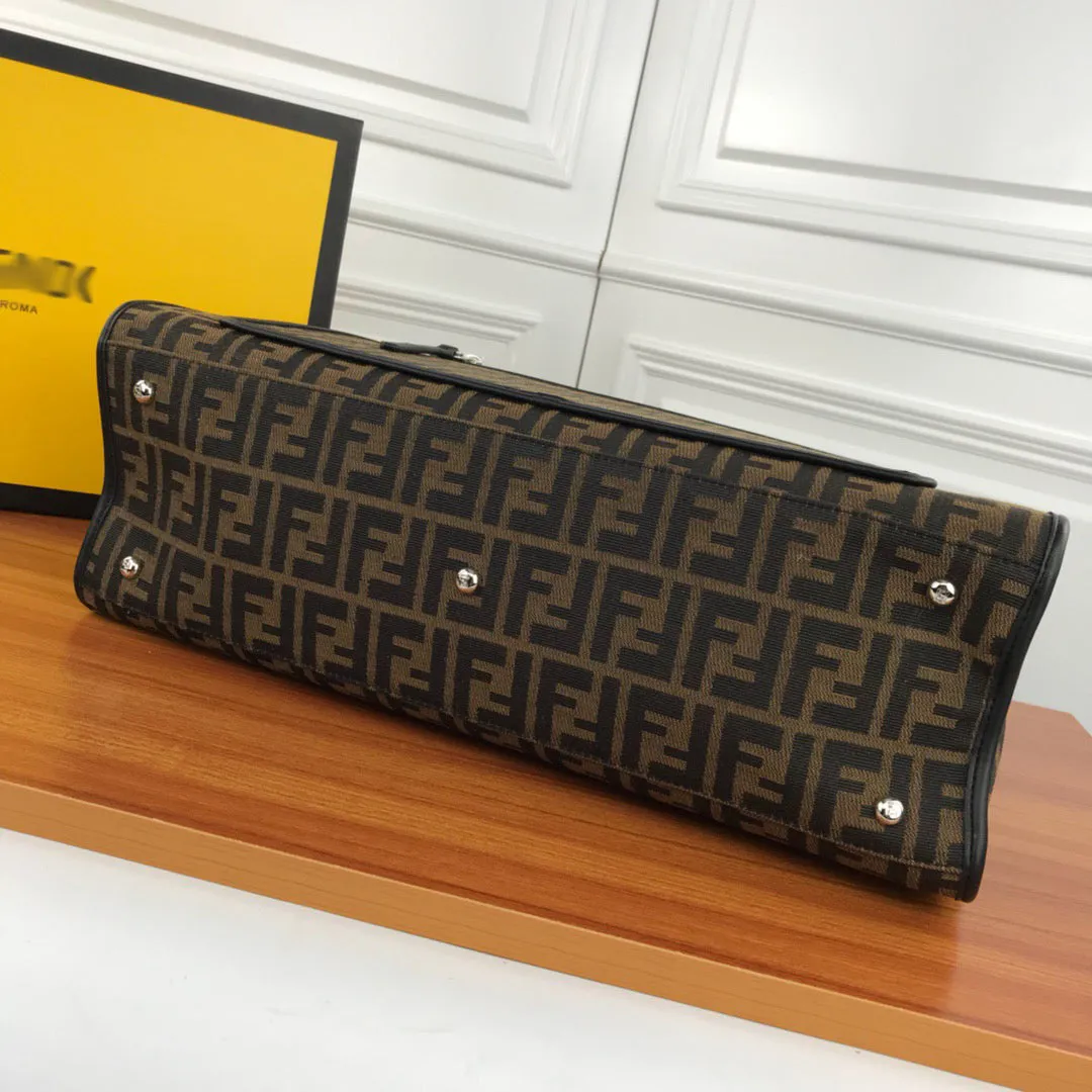 FF025 Small:10.6x9.1x4.3inch   Medium:17.3x14.2x6.3inch