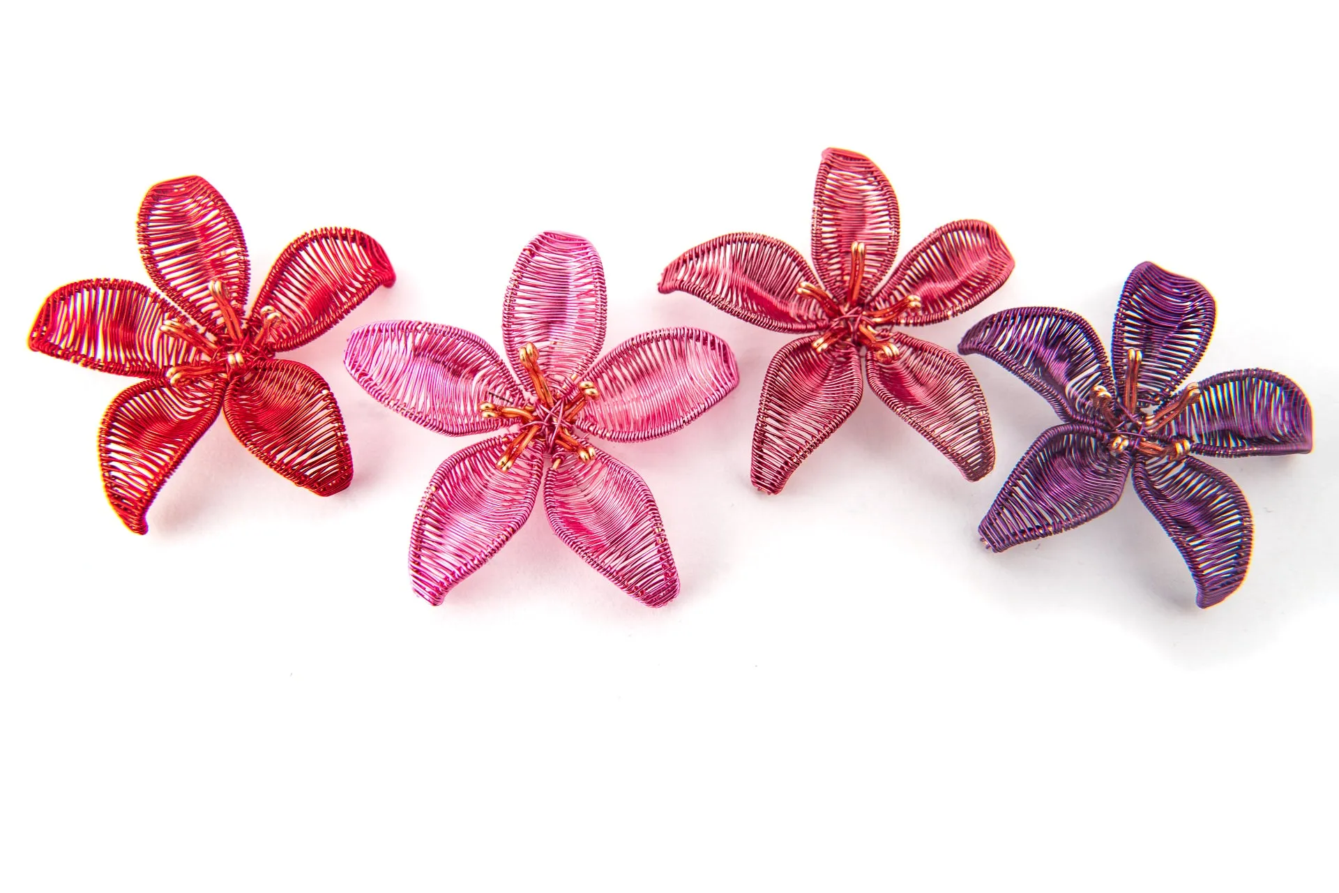 Wireart Lily Pendant, Wine Red